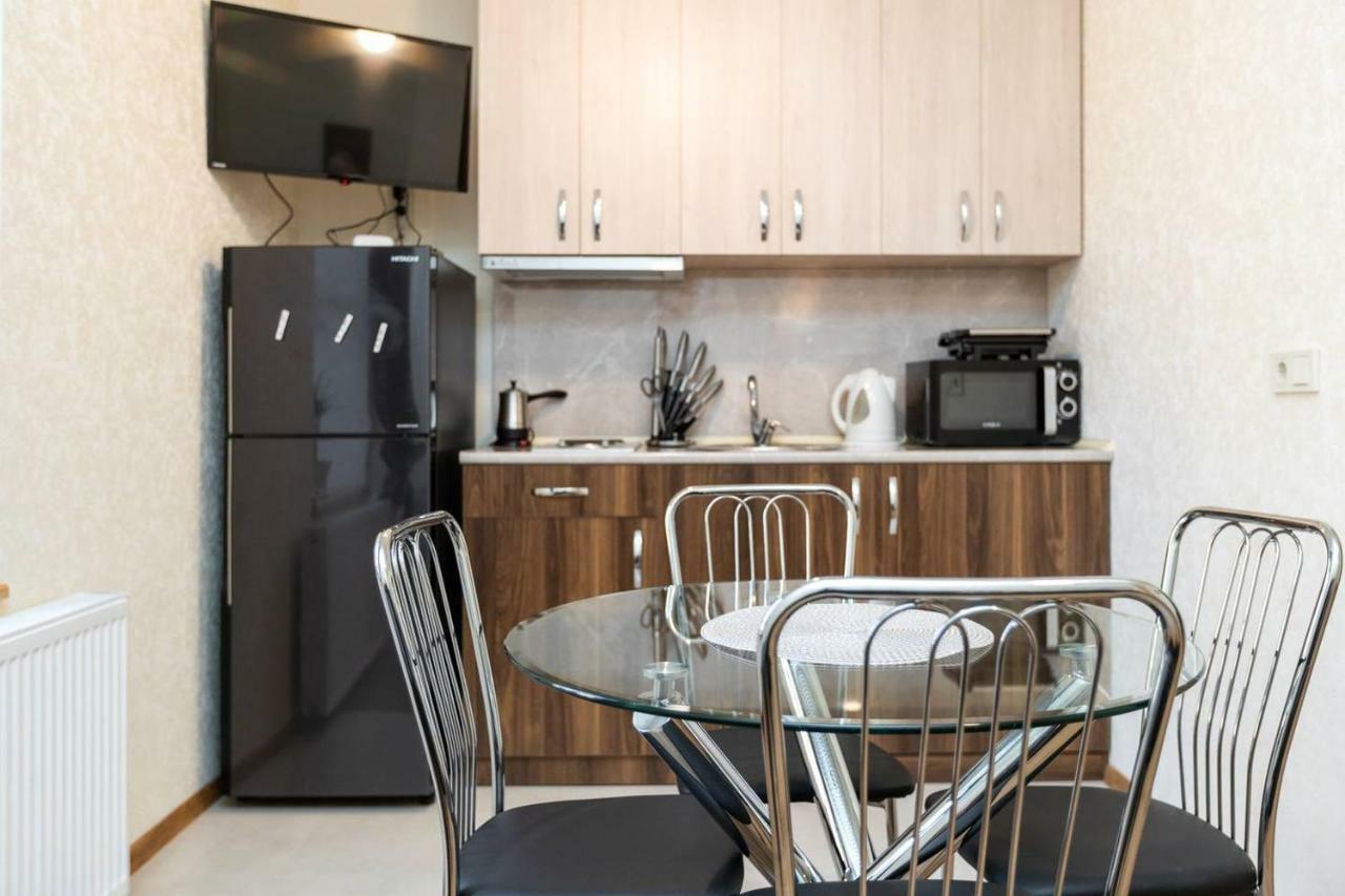 Wehost Stylish Apartment In Old Тбилиси Экстерьер фото