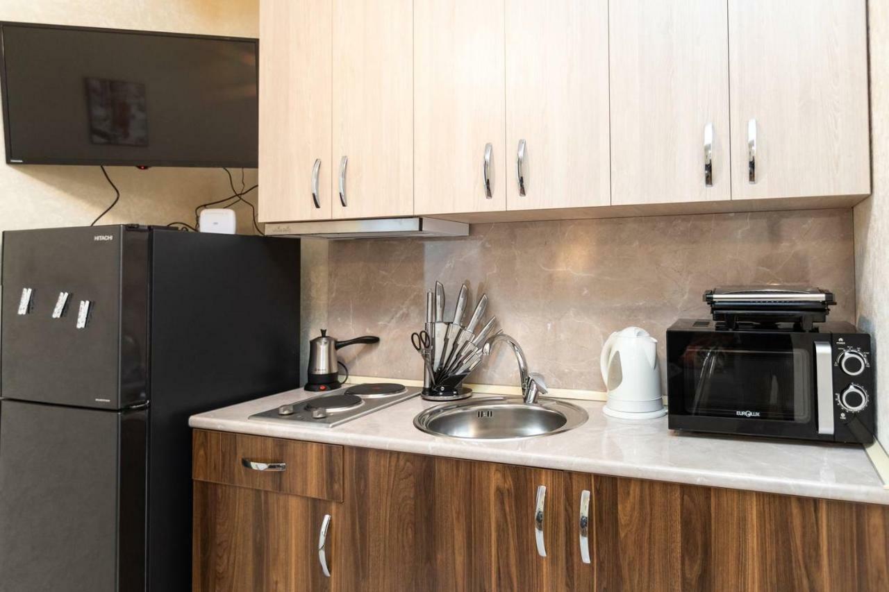 Wehost Stylish Apartment In Old Тбилиси Экстерьер фото