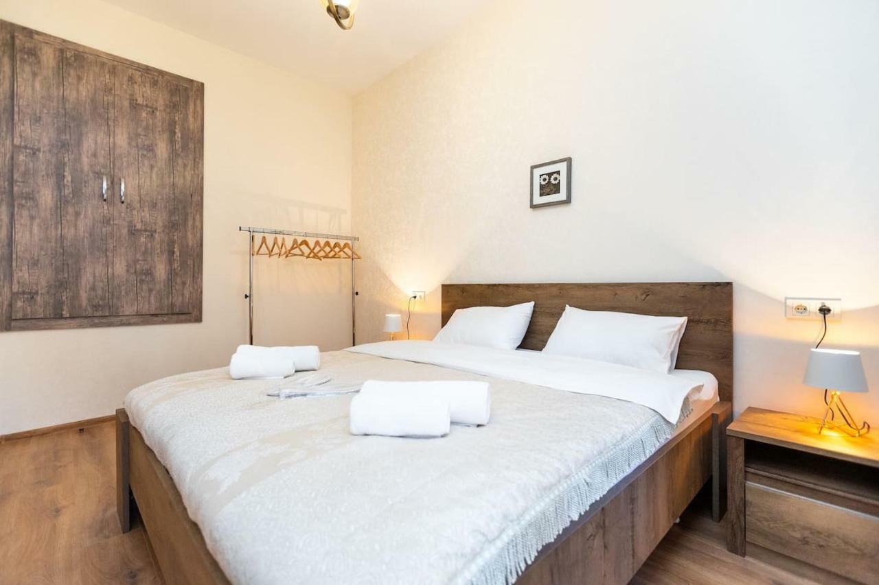 Wehost Stylish Apartment In Old Тбилиси Экстерьер фото